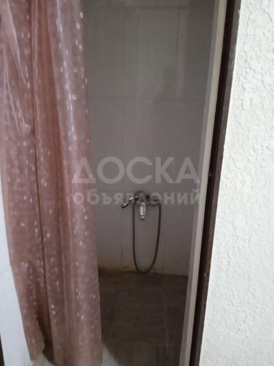 Сдаю 1-комнатную квартиру, 25кв. м., этаж - 1/1, Джал.