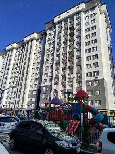 Сдаю 4-комнатную квартиру, 34кв. м., этаж - 1/13, Джал.