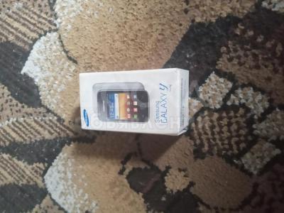 Продаю в хорошем состоянии мобильный телефон Samsung Galaxy Y Б/У.(модель GT-S5360).Прошу за телефон 1800 сом,не много уступлю.

На изображении показан мобильный телефон Samsung Galaxy Y (модель GT-S5360).

Основные характеристики устройства: 

Моде