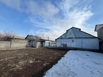 Продаю дом 4-ком. 114кв. м., этаж-1, 6-сот., стена саман, ж/м Кара Жыгач.