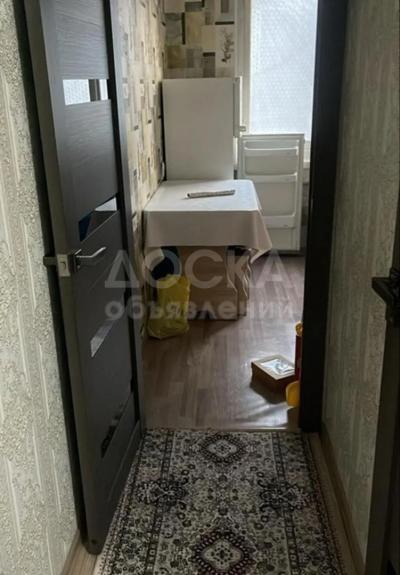 Сдаю 1-комнатную квартиру, 35кв. м., этаж - 1/4, 8 мкр.