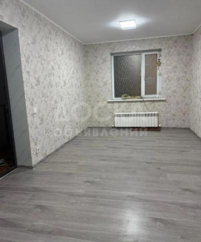 Сдаю 1-комнатную квартиру, 35кв. м., этаж - 2/2, маевка.