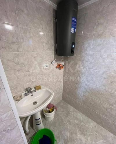 1-комнатную квартиру, 30кв. м., этаж - 1/1, Арча-Бешик.