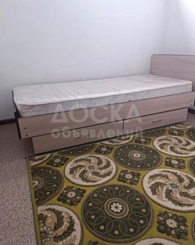 Сдаю 1-комнатную квартиру, 25кв. м., этаж - 1/2, 4 гор. болница.