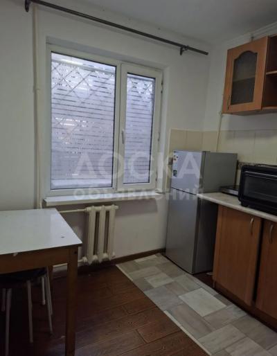 Сдаю 1-комнатную квартиру, 25кв. м., этаж - 1/4, 4 мкр.