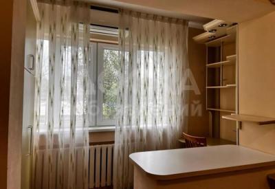 Сдаю 1-комнатную квартиру, 25кв. м., этаж - 3/5, аламедин-1.