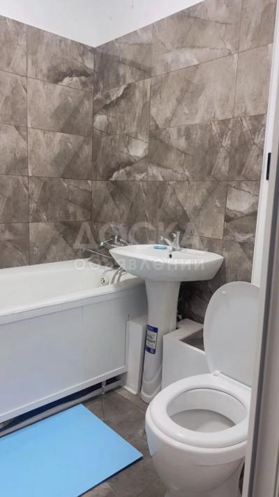 Сдаю 1-комнатную квартиру, 34кв. м., этаж - 8/9, 5мкр.