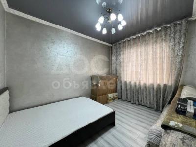 Продаю дом 5-ком. 136кв. м., этаж-2, 5-сот., стена кирпич, Красный строитель.