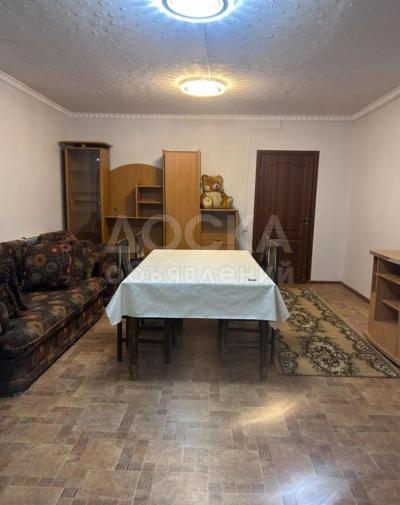 Сдаю 2-комнатную квартиру, 34кв. м., этаж - 1/1, Ак Босого.