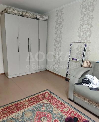 Сдаю 1-комнатную квартиру, 34кв. м., этаж - 5/5, 10 мкр.