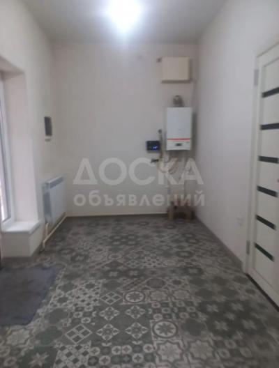 Сдаю 2-комнатную квартиру, 34кв. м., этаж - 1/1, аламединский рынок.