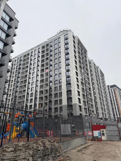 Продаю 1-комнатную квартиру, 64кв. м., этаж - 2/16, ЖК Крейсер, р-н школы Газпром.