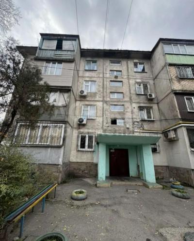 Сдаю 1-комнатную квартиру, 35кв. м., этаж - 4/4, 3мкр.