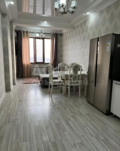 Сдаю 1-комнатную квартиру, 34кв. м., этаж - 1/1, вефа центр.