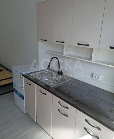 Сдаю 1-комнатную квартиру, 34кв. м., этаж - 1/1, аламединский рынок.