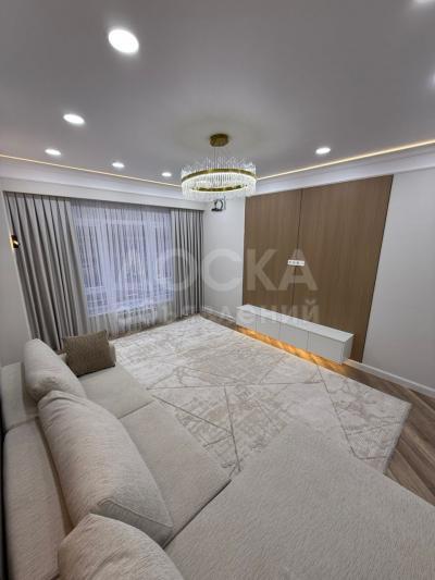 Продаю 2-комнатную квартиру, 60.6кв. м., этаж - 2/14, Мкр Джал-15 ЖК "Ихлас-Джал". 105000$.