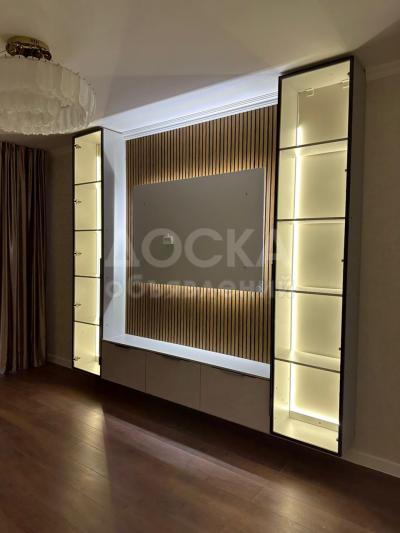 Сдаю 3-комнатную квартиру, 80кв. м., этаж - 2/ул. Московская / Карпинка (район Центральной мечети).