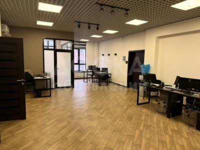 Сдаю офисное помещение 82кв. м., р-он Филармонии.