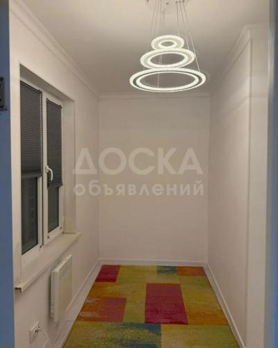 Сдаю 1-комнатную квартиру, 34кв. м., этаж - 9/9, кок жар мкр.