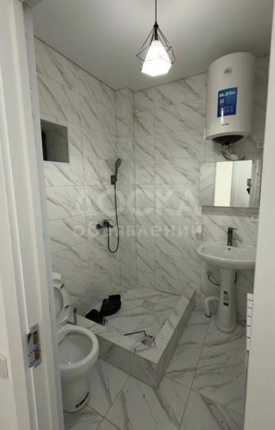 Сдаю 1-комнатную квартиру, 35кв. м., этаж - 1/1, рухий мурас.