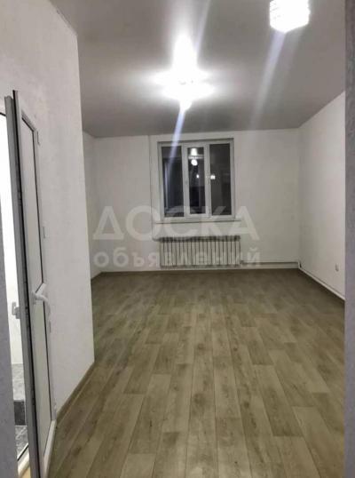 Сдаю 1-комнатную квартиру, 34кв. м., этаж - 1/1, Ак Орго ж/м.