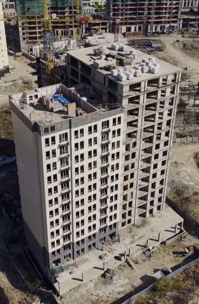 Продаю 2-комнатную квартиру, 82кв. м., этаж - 8/12, Советская \ Магистраль .