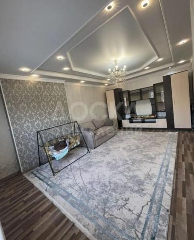 Сдаю 1-комнатную квартиру, 34кв. м., этаж - 3/5, достук мкр.