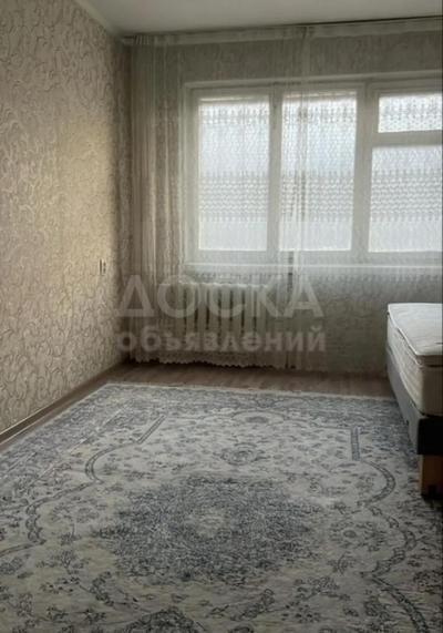 Сдаю 1-комнатную квартиру, 34кв. м., этаж - 1/4, 8 мкр.