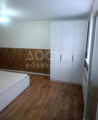 Сдаю 1-комнатную квартиру, 34кв. м., этаж - 2/2, 4 гор. болница.