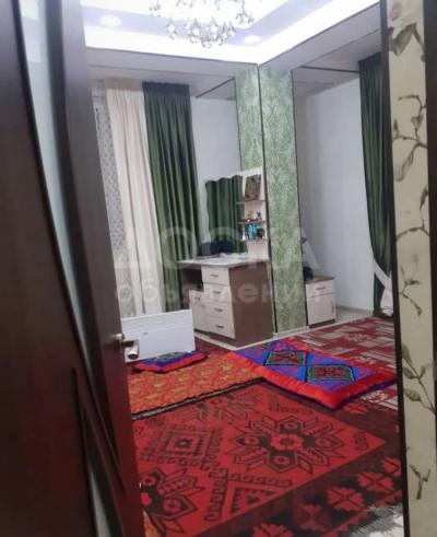 Сдаю 1-комнатную квартиру, 34кв. м., этаж - 1/1, 4 гор больница.