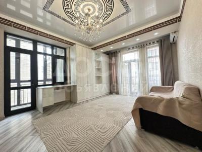 Сдаю 2-комнатную квартиру, 70кв. м., этаж - 8/12, элитный ЖК "Park Avenue", ​улица Аалы Токомбаева (Южная магистраль), 23/3 - Сухэ Батора.