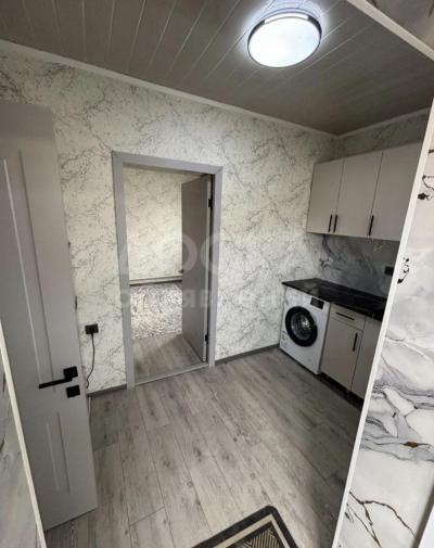 Сдаю 1-комнатную квартиру, 34кв. м., этаж - 1/1, ак тилек.