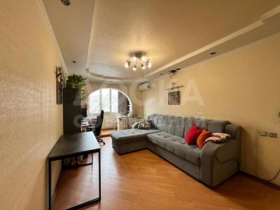 Продаю 3-комнатную квартиру, 61кв. м., этаж - 3/4, 3 мкр.