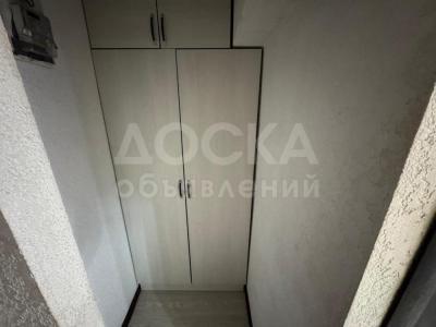 Продаю 2-комнатную квартиру, 63кв. м., этаж - 9/9, 4 мкр.