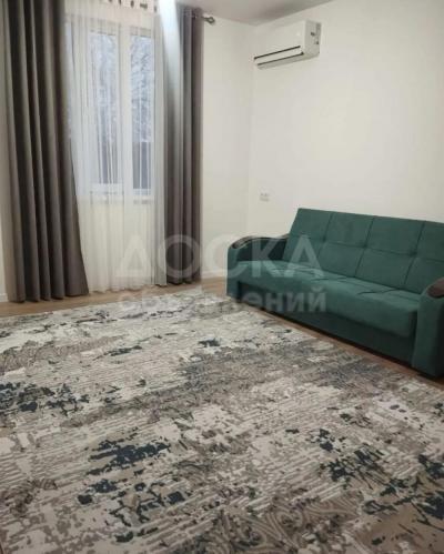 Сдаю 1-комнатную квартиру, 34кв. м., этаж - 1/1, новопокровка.