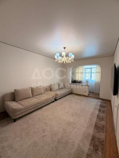 Продаю 3-комнатную квартиру, 108кв. м., этаж - 3/9, улан-2.