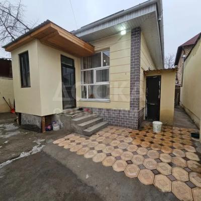 Продаю дом 3-ком. 63кв. м., этаж-1, 1.9-сот., стена кирпич, Срочно Продаю дом участок  переулок Ашхабадский №7/пересекает ул., Горького.