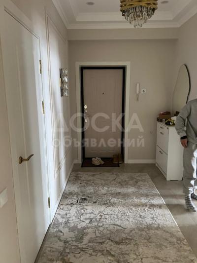 Сдаю 1-комнатную квартиру, 34кв. м., этаж - 1/1, дордой плаза.