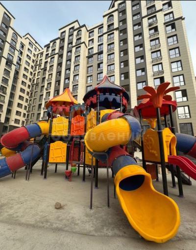 Продаю 2-комнатную квартиру, 82кв. м., этаж - 13/15, Продается квартира с дизайнерским ремонтом. ЖК Capstroy City.