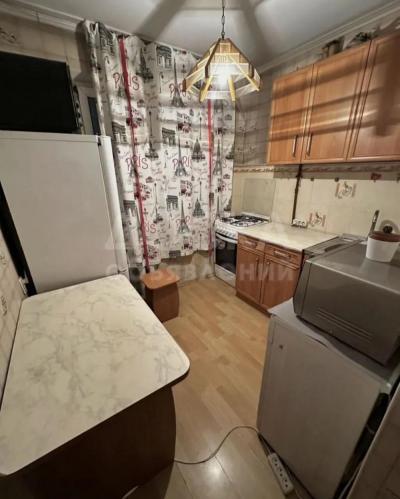 Сдаю 1-комнатную квартиру, 35кв. м., этаж - 4/4, Кок-Жар.