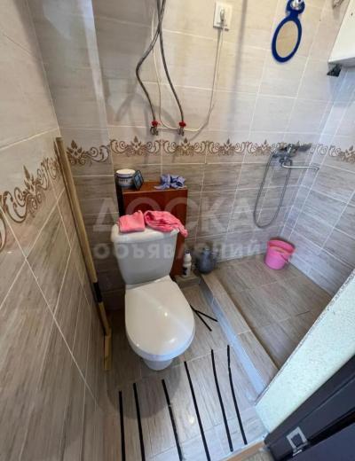 Сдаю 2-комнатную квартиру, 34кв. м., этаж - 2/2, Ак-Орго ж/м.