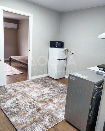 Сдаю 1-комнатную квартиру, 35кв. м., этаж - 2/2, Церковь .