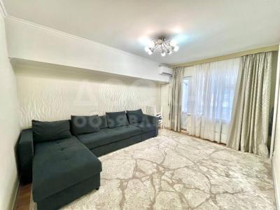 Продаю 3-комнатную квартиру, 70кв. м., этаж - 2/12, Киевская - Советкая.