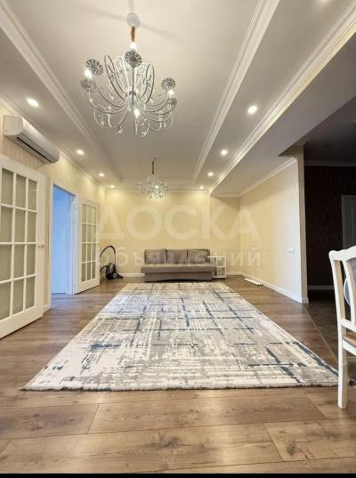 Сдаю 3-комнатную квартиру, 45кв. м., этаж - 10/16, евразия тц.