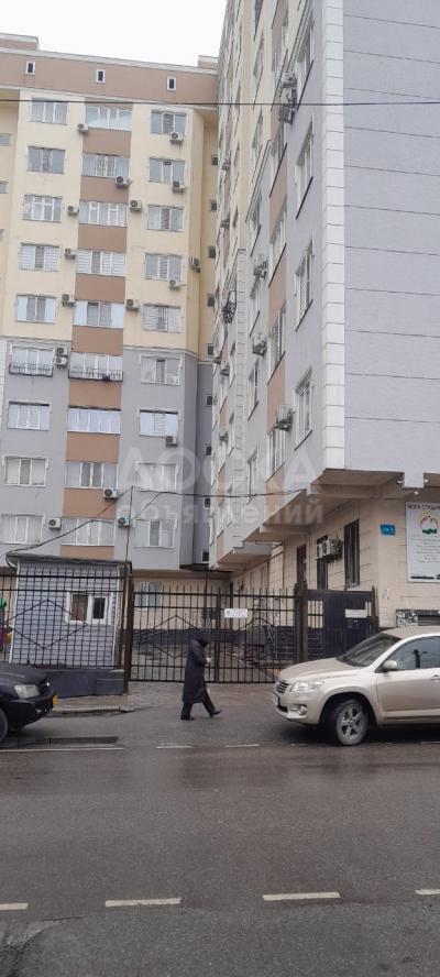 Продаю 3-комнатную квартиру, 75кв. м., этаж - 6/10, 5 микрорайон.