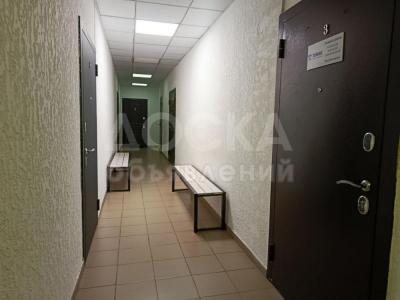 Продаю офисное помещение 37.3кв. м., Ахунбаева/Шакирова.