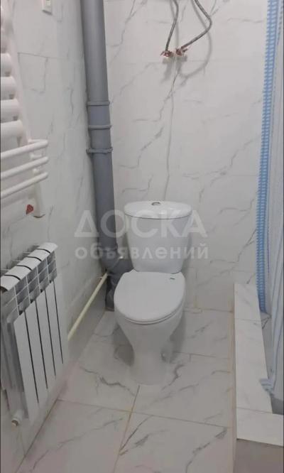 Сдаю 1-комнатную квартиру, 34кв. м., этаж - 1/2, старый толчок.