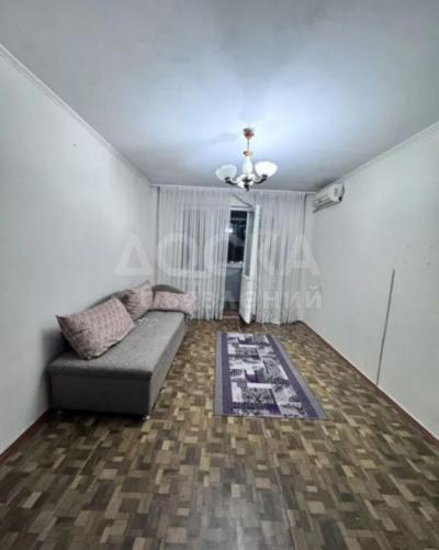 Сдаю 1-комнатную квартиру, 34кв. м., этаж - 3/4, 3мкр.