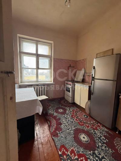 Продаю квартиру, Логвиненко/Жибек-Жолу.