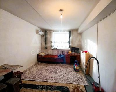 Продаю 1-комнатную квартиру, 36кв. м., этаж - 2/5, ул. Лермонтова - Кольбаева.